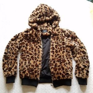 Love Tree Leopard Print Faux Fur Jacket
